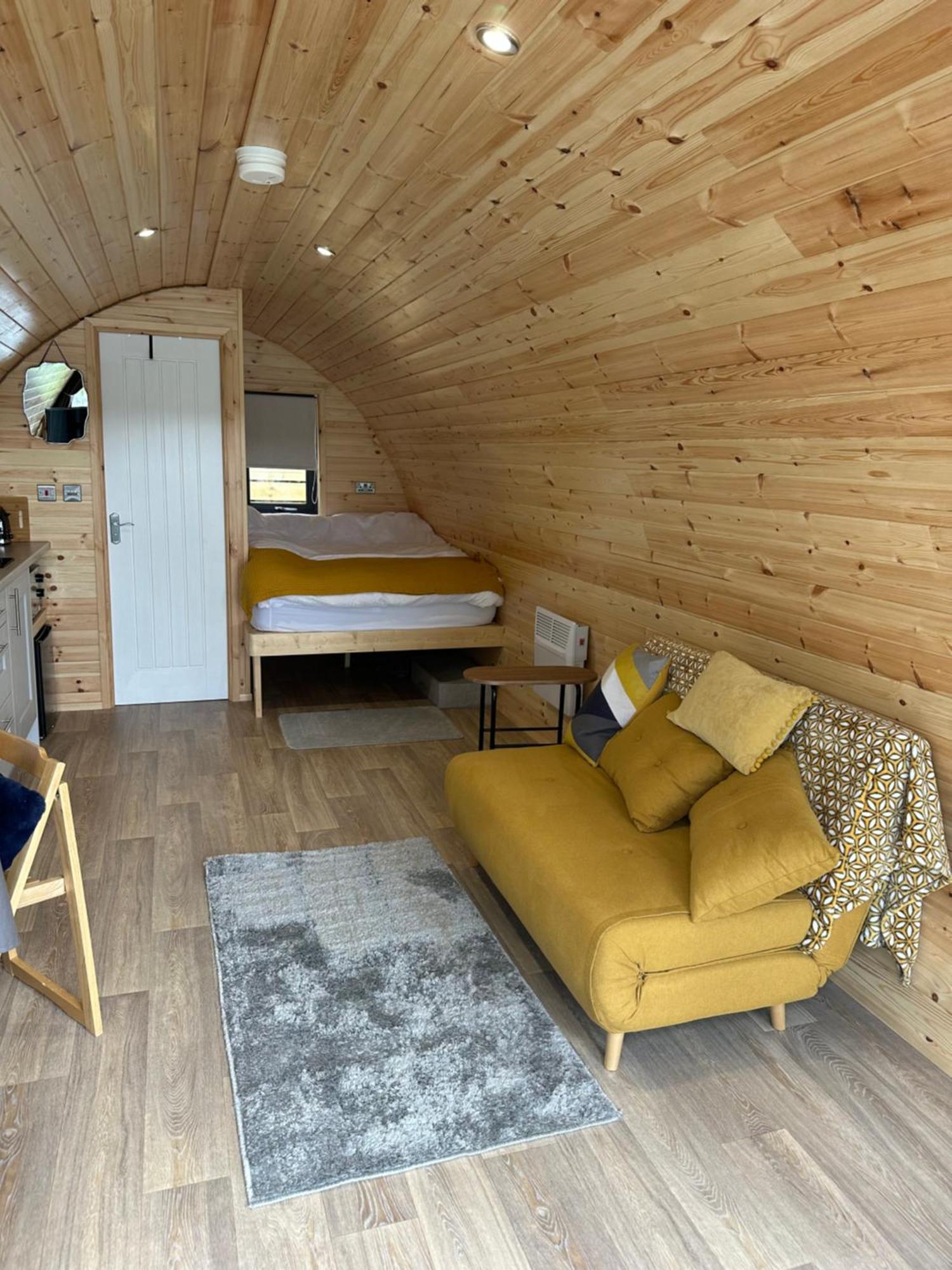 Lochside Lodge Pod Лерґ Екстер'єр фото